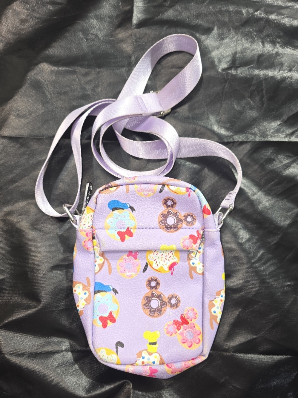Disney Buckle Down Donald Daisy Goofy Pluto Donut Crossbody Bag